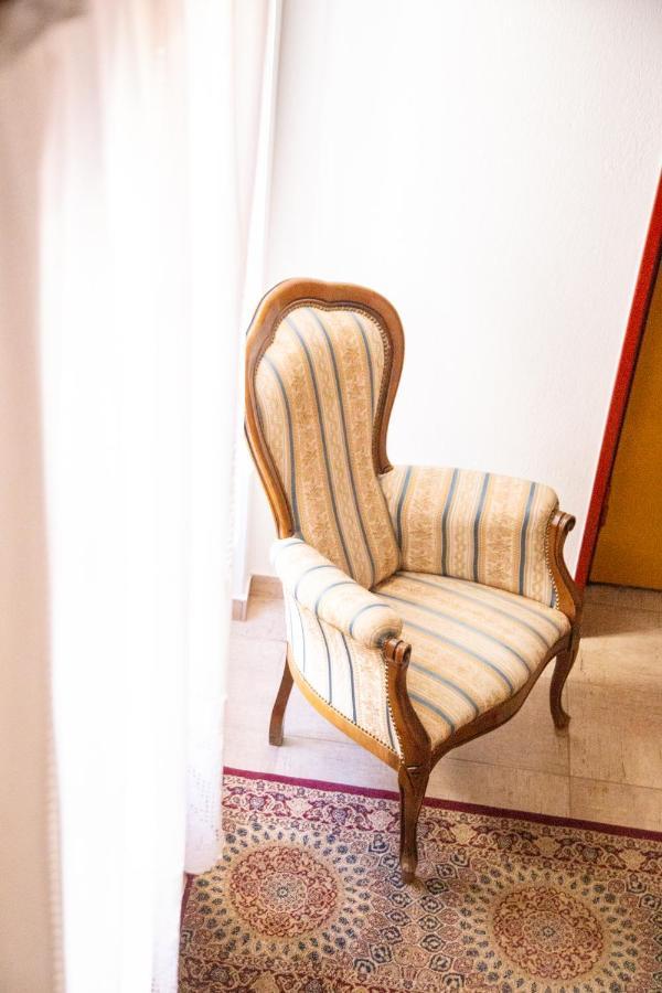 Hotel Adonis Metsovo Buitenkant foto
