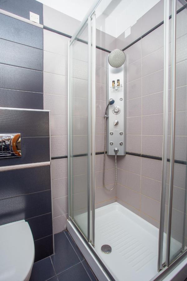 Hotel Adonis Metsovo Buitenkant foto